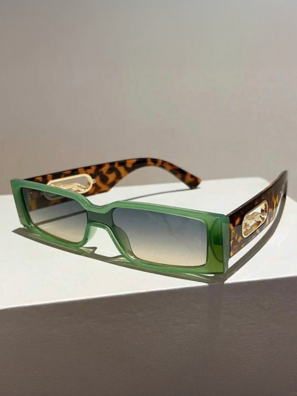 IMG_7519 Lentes de Sol "Jungle Fever" – Rectangulares Verde y Carey